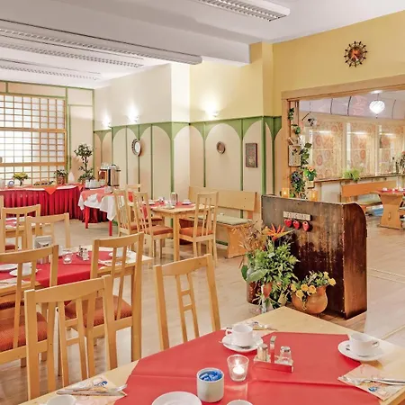 萨尔酒店 酒店