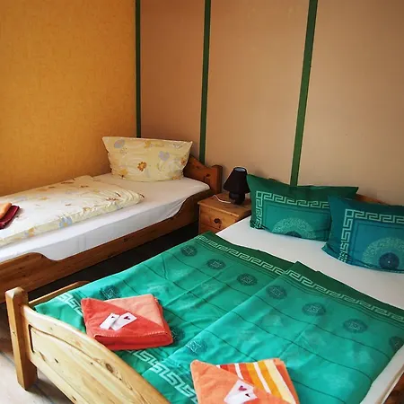 酒店 萨尔酒店 *