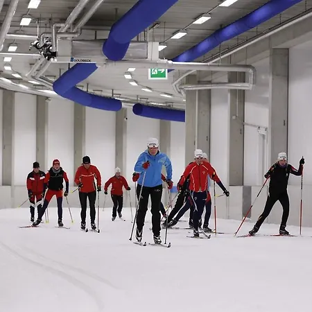 酒店 萨尔酒店 *